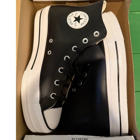 NEW Converse Chuck Taylor All Star Platform Black Leather Sz 10.5 Womens 561675C - Picture 5 of 6